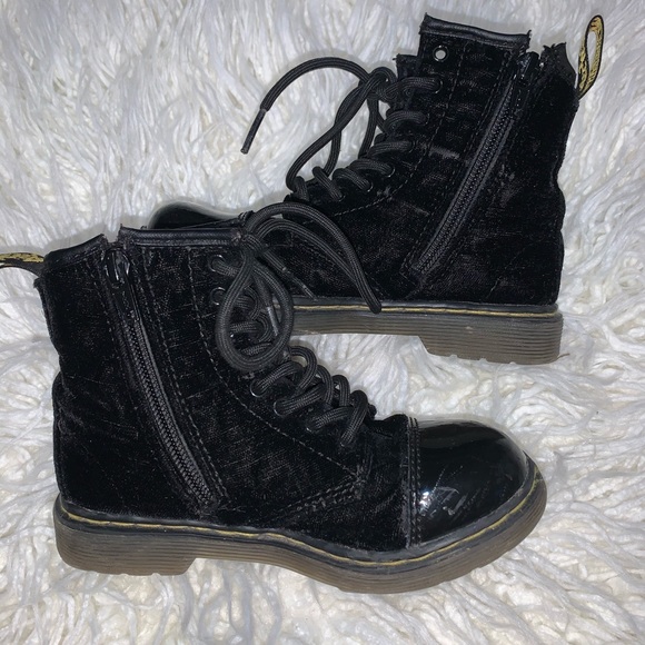 Kids Doc Martens - Picture 4 of 4